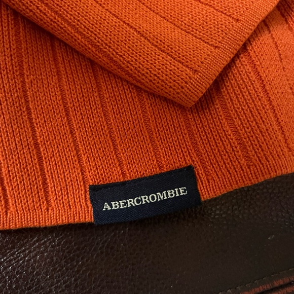 ABERCROMBIE sweater - Picture 4 of 4